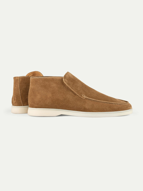 BEIGE CITY TRAINER